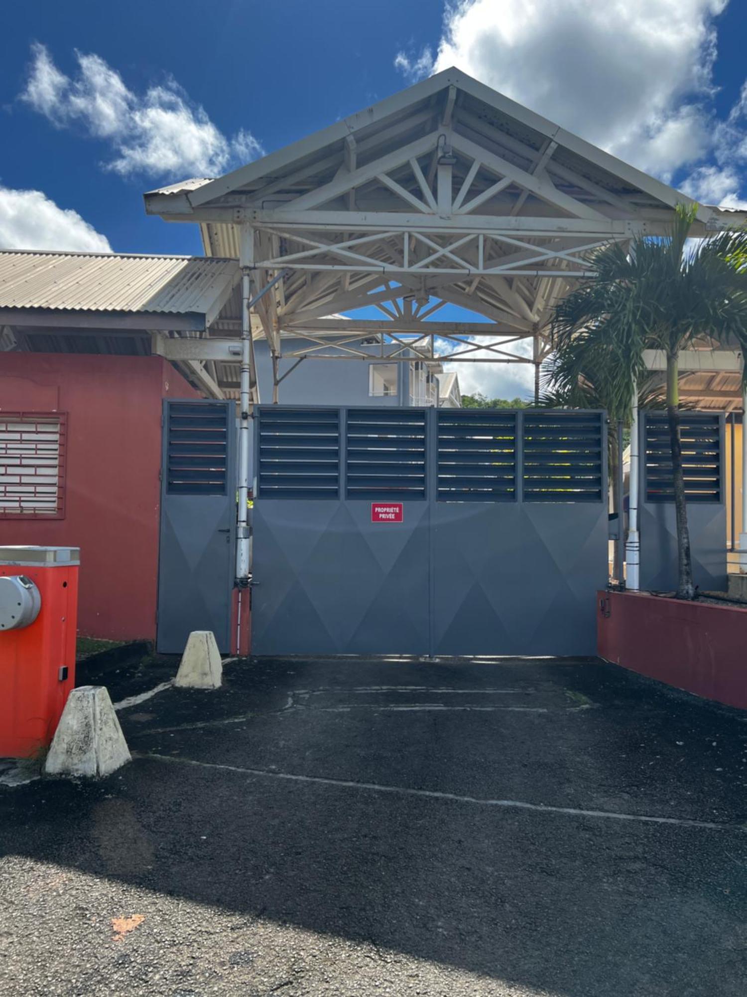 Ananas Premium - Sejour Detente T2 Vue Mer Avec Balcon Prive A Tartane La Trinite Exterior photo